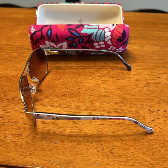 Vera Bradley women’s sunglasses and matching case. The frame is a light gold. - Picture 5 of 17